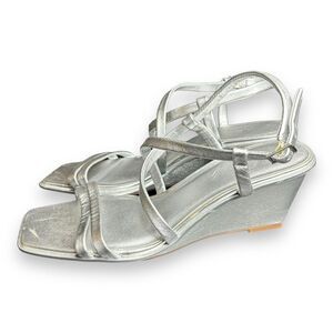 Caslon Paola Silver Leather Ankle Strap Wedge Sandal heels Women Size 9